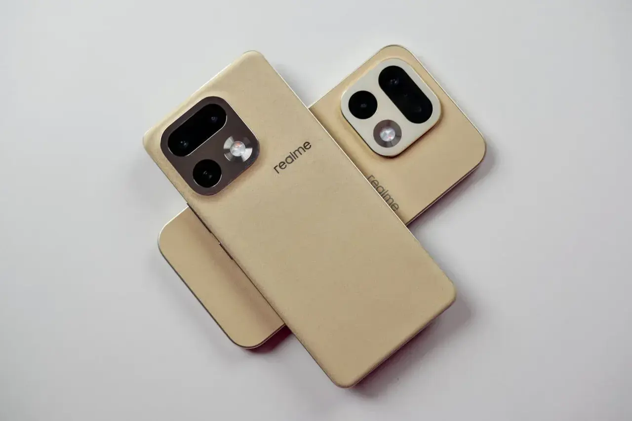 Realme 17 Pro Series Leaks Reveal a 200MP Camera and 10,000mAh Battery